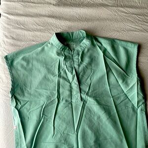 Figs xs Rafaela scrub top jade